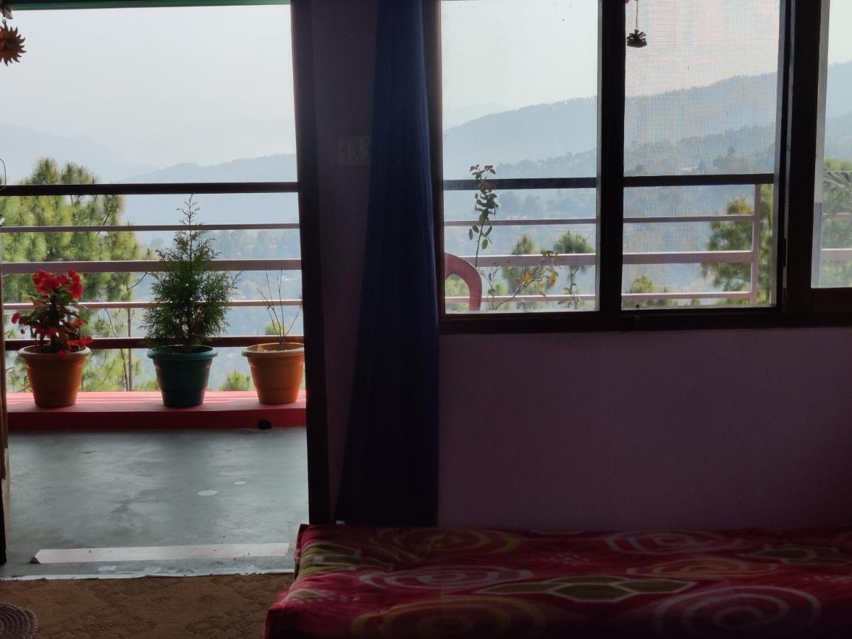 Bhanu Homestay, Kasar Devi Алмора Екстериор снимка