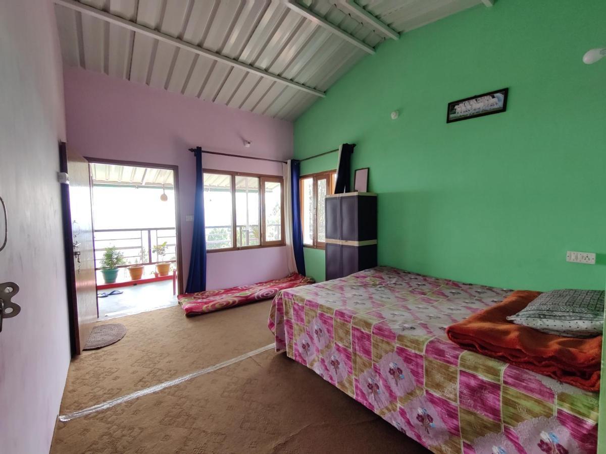 Bhanu Homestay, Kasar Devi Алмора Екстериор снимка
