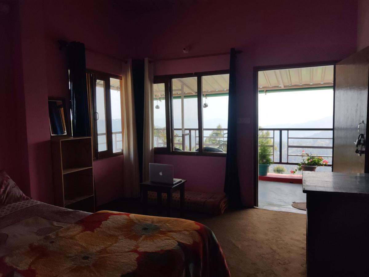 Bhanu Homestay, Kasar Devi Алмора Екстериор снимка